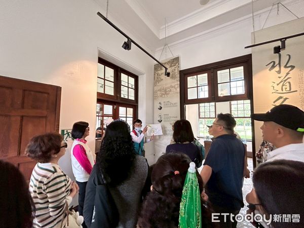 ▲台南市文化局於兒童節連假，各文化場域吸引超過20萬人次，文化吉祥物「巷仔Niau」公仔發揮超人氣，讓門票與文創商品收入突破新台幣300萬元。（圖／記者林東良翻攝，下同）