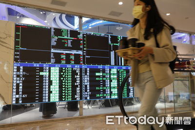 台幣5月巨震嚇壞債蛙 外媒曝債券ETF平均承受逾11%匯損