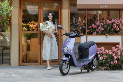 最低37900起！中華eMOVING Shine推新色　「羅蘭紫」打造專屬浪漫