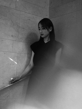 ▲柯佳嬿赴希臘看秀。（圖／COS提供）