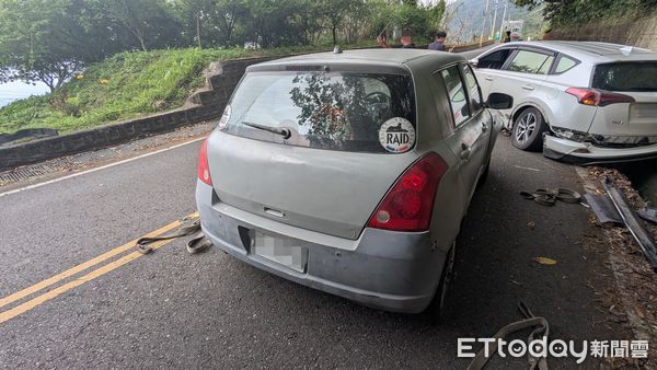 ▲嘉義梅山36彎第26彎處清明連假發生車禍。（圖／記者翁伊森翻攝，下同）