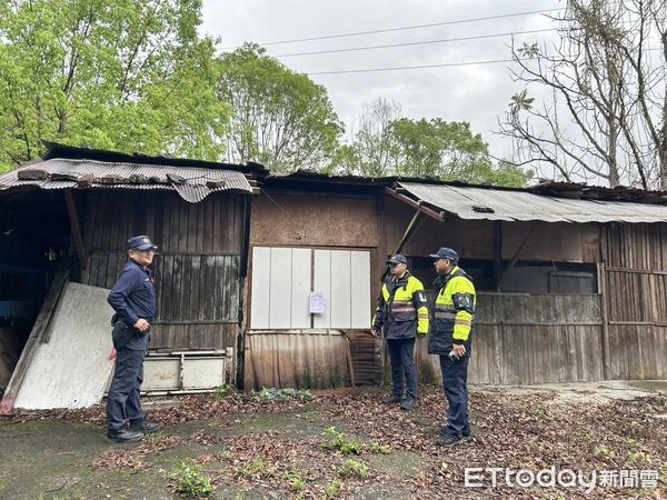 ▲信義警分局動員警力清山，查獲22名失聯逃逸移工。（圖／記者高堂堯翻攝）