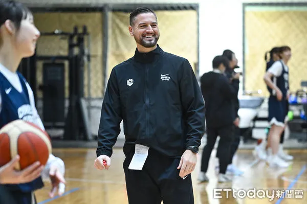 ▲▼中華女籃亞洲盃東亞區資格賽團隊訓練，總教練歐森(Michael Olson)。（圖／記者李毓康攝）