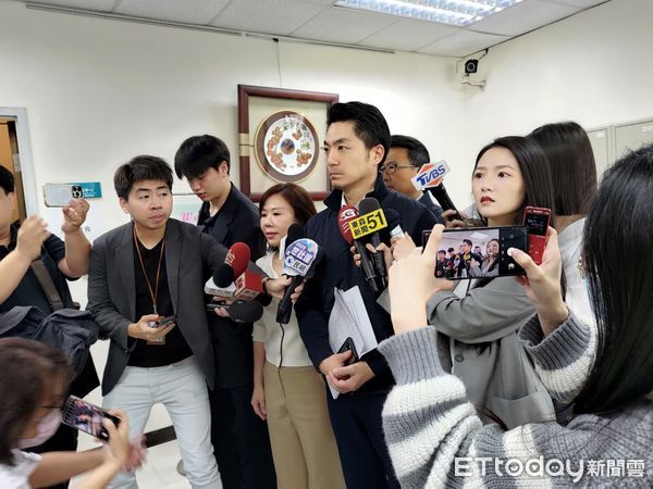 ▲▼台北市長蔣萬安7日下午拜會內科發展協會。（圖／記者袁茵攝）