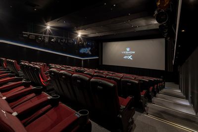 輕颱鳳凰逼近！威秀影城「4縣市可退票」　12日晚9點暫停預售