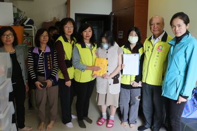 癌末單親媽無力負擔醫藥費　新北社福聯手行善團急援26萬