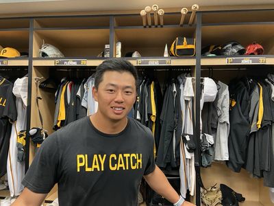 海盜主場擒紅雀　鄭宗哲大聯盟初登場再等等