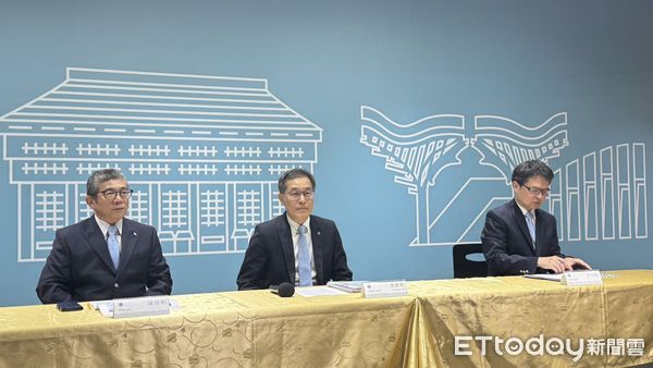 ▲▼台鐵公司召開記者會說明票價調漲案。（圖／記者周湘芸攝）