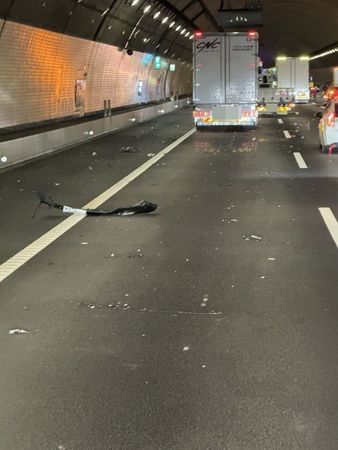 ▲▼廣末涼子車禍現場照日網瘋傳。（圖／翻攝自X）