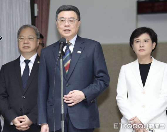 ▲▼卓榮泰 聯訪 立法院院會。（圖／記者屠惠剛攝）