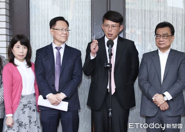 ▲▼民眾黨團 記者會 立法院 批評民進黨再度癱瘓國會 時事回應。（圖／記者屠惠剛攝）