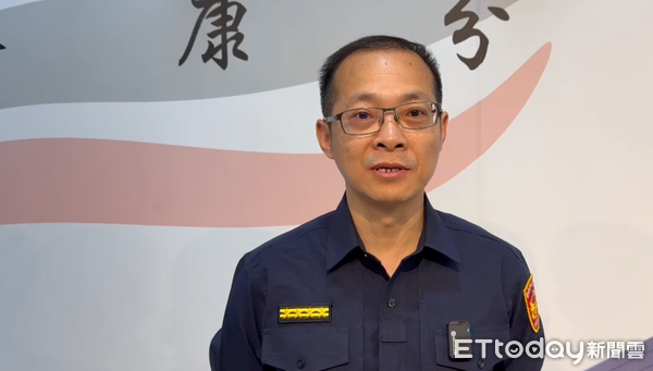 ▲網友在網路社PO出影片，影片中係永康區聖龍街路口，有學生騎腳踏車與騎機車發生車禍，雙方人車倒地，幸好僅受輕傷。（圖／翻攝自臉書永康大小事，下同）