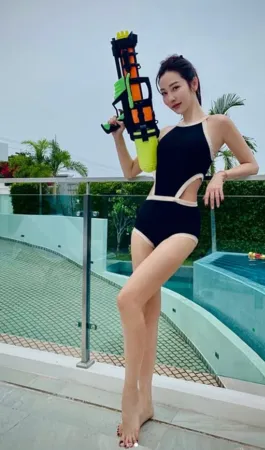 ▲▼曾莞婷。（圖／翻攝自Instagram／vicky_7155）