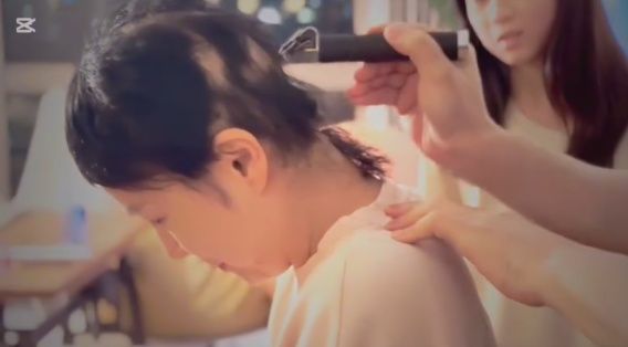 ▲吳文忻乳癌第4期「忍淚剃頭」！　曾想在家等死&hellip;為2女兒轉念化療。（圖／翻攝自吳文忻IG）