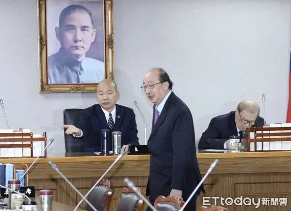 ▲▼應對美國關稅戰！韓國瑜召開朝野協商　擬邀卓榮泰專案報告。（圖／記者屠惠剛攝）