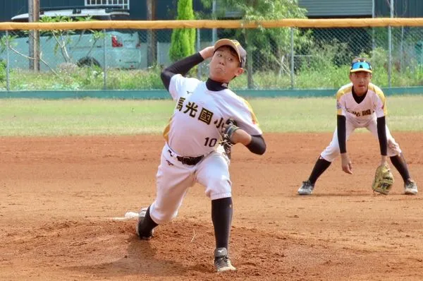 ▲馬公國小隊長兼王牌投手許孟夫完投4局送出7K。（圖／學生棒聯提供）