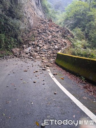 ▲▼ 大雪山林道29.4K今(9)日土石崩落無法通行            。（圖／翻攝林業及自然保育署臺中分署官網）