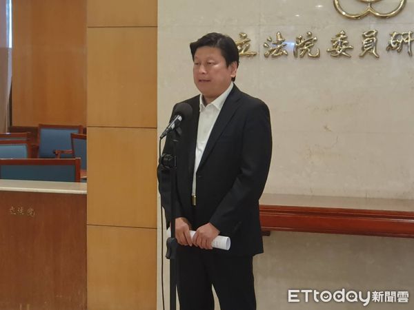 ▲▼    國民黨團總召傅崐萁      。（圖／記者崔至雲攝）