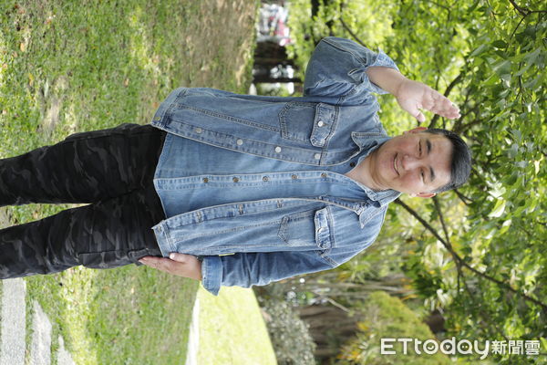 ▲▼歌手陳昶均《一夜情愁》發片記者會，近日宣布離婚的資深演員徐亨出席相挺。（圖／記者湯興漢攝）