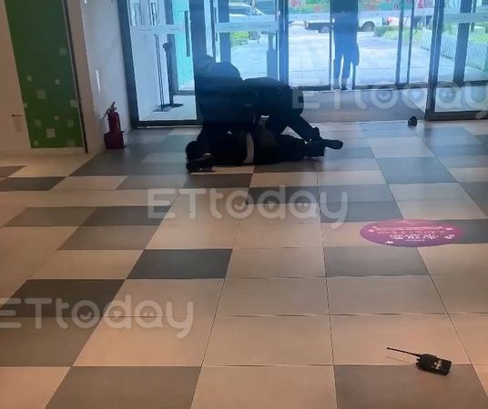 ▲▼台中警方在Lalapor意外逮捕2個月前的公仔竊賊。（圖／民眾提供，下同）