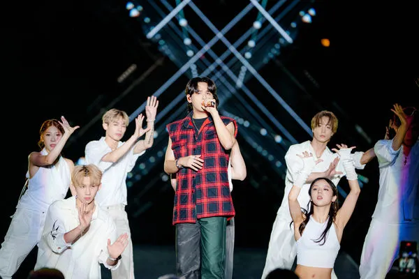 ▲▼陳零九獻唱方大同歌曲致敬。（圖／J’s娛樂工廠提供）