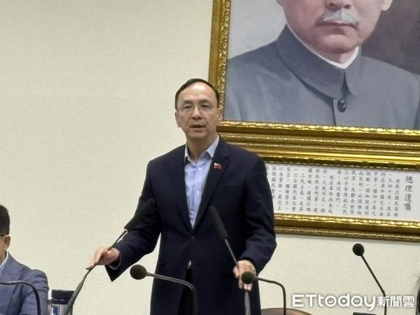 ▲國民黨主席朱立倫主持中常會。（圖／記者鄭佩玟攝）