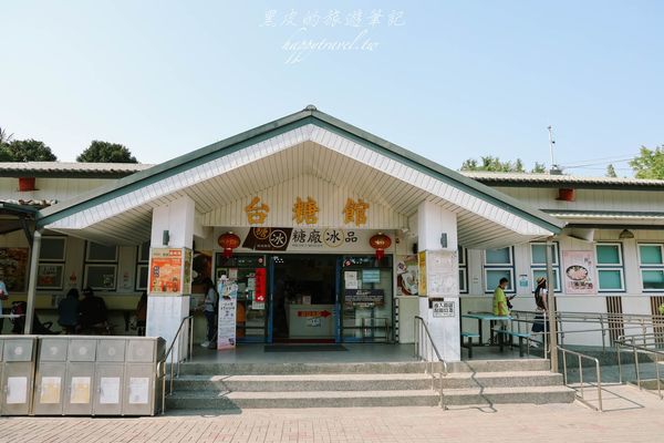 ▲▼高雄橋頭糖廠九重葛花海。（圖／部落客黑皮的旅遊筆記授權提供）