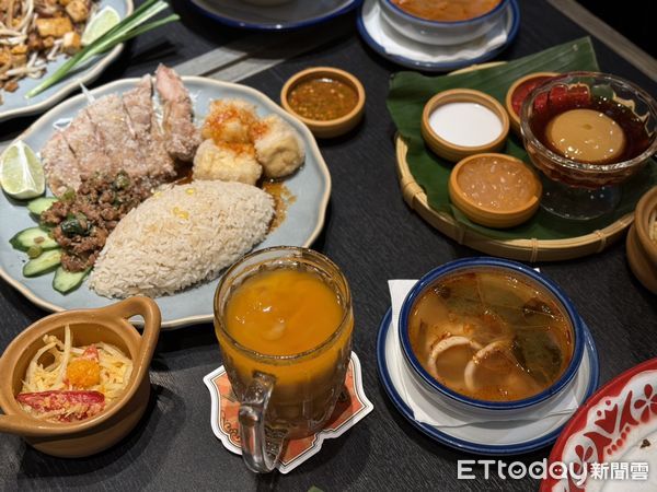 ▲帕泰家推出平日中午個人套餐，最低298元起。（圖／記者許宥孺攝）