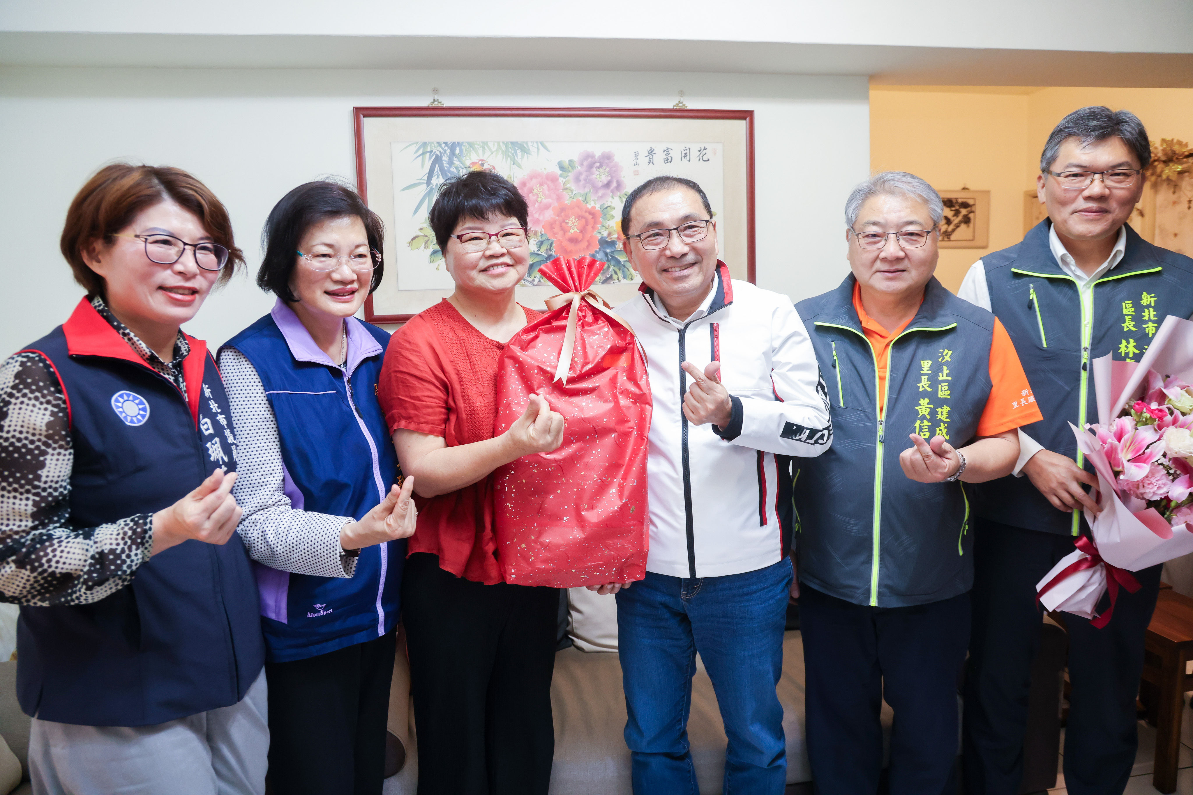 ▲元馨儀獲新北模範母親。（圖／新北市社會局提供）