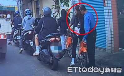 高雄怪阿北路上「偷聞少女髮香」!噁心畫面曝光 警方要辦了