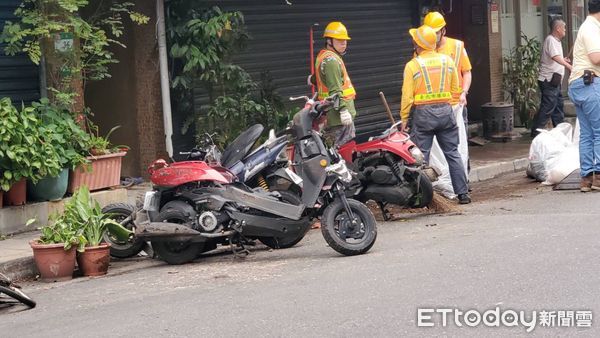 ▲▼             士林區一輛轎車失控衝撞造成6車毀損。（圖／記者黃彥傑攝，下同）
