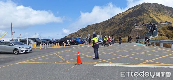 ▲合歡山杜鵑花季登場，仁愛警分局公佈花況及疏導措施。（圖／記者高堂堯翻攝）