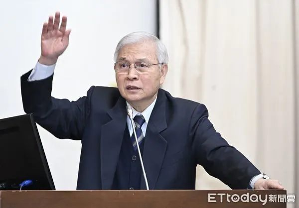 ▲央行總裁楊金龍 答詢 立法院財政委員會。（圖／記者屠惠剛攝）