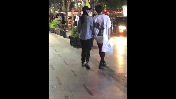 ▲▼金秀賢2016年戀人不是她！　李鎮浩出狠招曝「金賽綸街上熱吻別人」15秒影片。（圖／翻攝自李鎮浩YouTube）