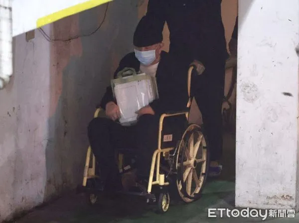 ▲▼北院114年4月10日下午2點30分提訊在押的沈慶京。（圖／記者黃克翔攝）