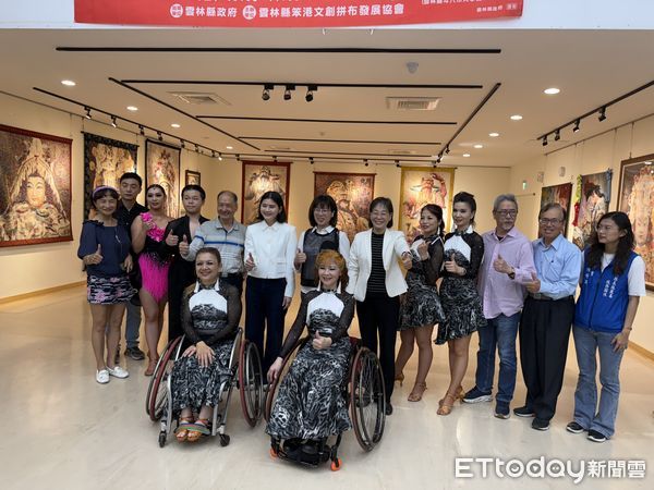 ▲展覽呈現周秀惠老師與雲林縣笨港文創拼布發展協會會員致力於拼布藝術的成果。（圖／記者游瓊華翻攝）