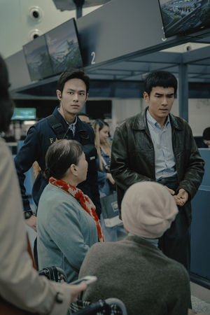 ▲《The Outlaw Doctor 化外之醫》即將播出大結局。（圖／公視、中華電信、瀚草文創）