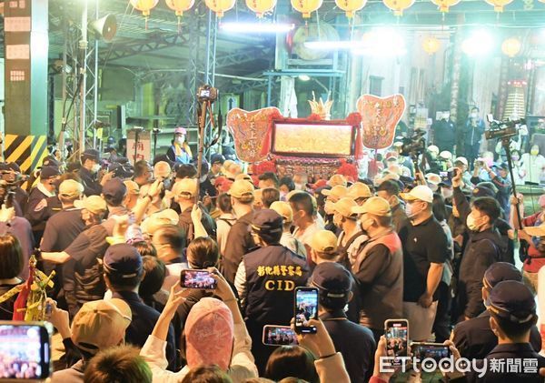 ▲大甲鎮瀾宮媽祖駐駕奠安宮。（圖／記者唐詠絮攝）