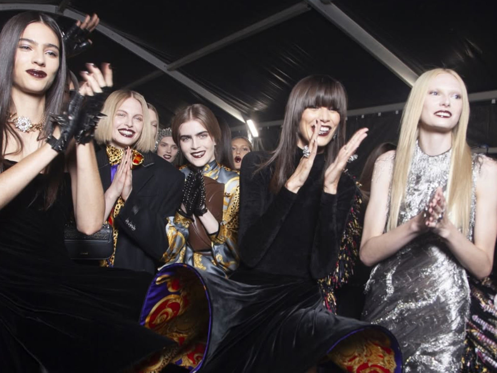 ▲▼  Versace    。（圖／翻攝自IG）