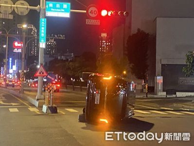 台南市府南島路左轉中華西路易碰撞安全島 李啟維:交通局應改善