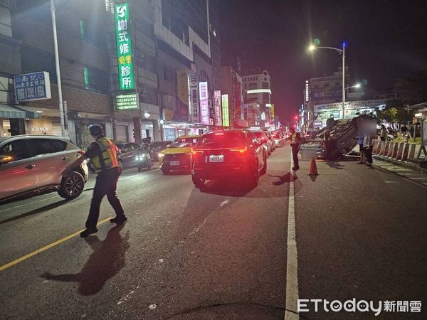 ▲▼鳳山車禍。（圖／記者許宥孺翻攝）