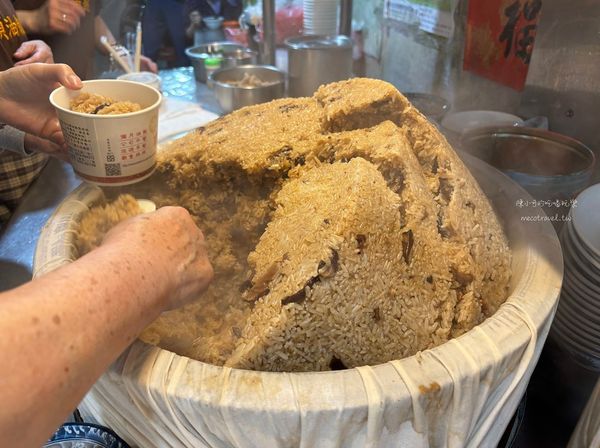 ▲▼太順油飯，市場早餐來一套魯蛋油飯尬赤肉湯。（圖／部落客陳小可授權提供）