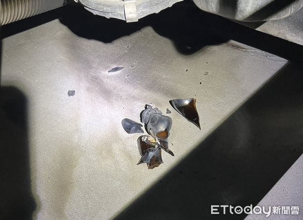 ▲▼ 高雄市鳥松區大埤路今(11)日發生一起疑似人為縱火案    。（圖／記者吳弈靖翻攝）