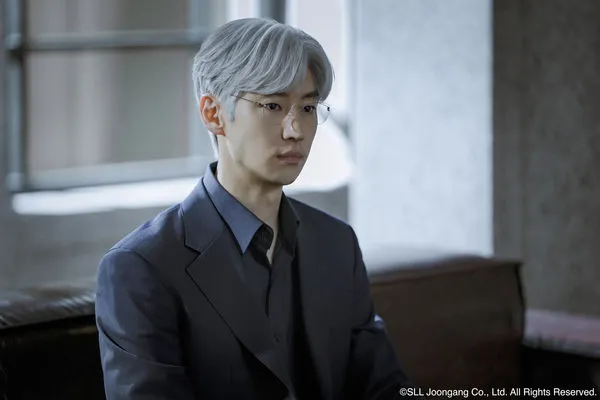 ▲▼ 訪問／李帝勳：絕不放棄比愛心！　「染白髮不夠看」下次留長髮。（圖／Hami Video提供）