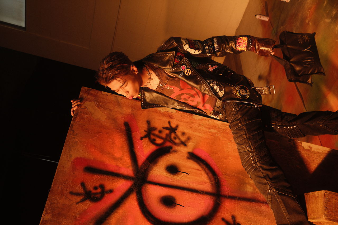 ▲▼蔡承祐第二首個人創作單曲〈You Should Know My Name〉的。（圖／滾石提供）