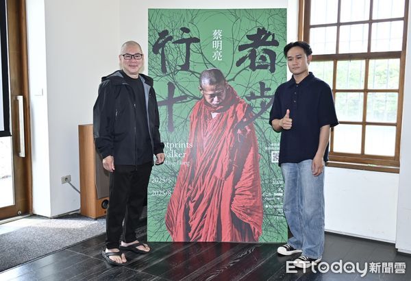 ▲▼蔡明亮與亞儂&middot;弘尚希出席《行者十步》電影馬拉松計畫媒體茶敘。（圖／記者李毓康攝）