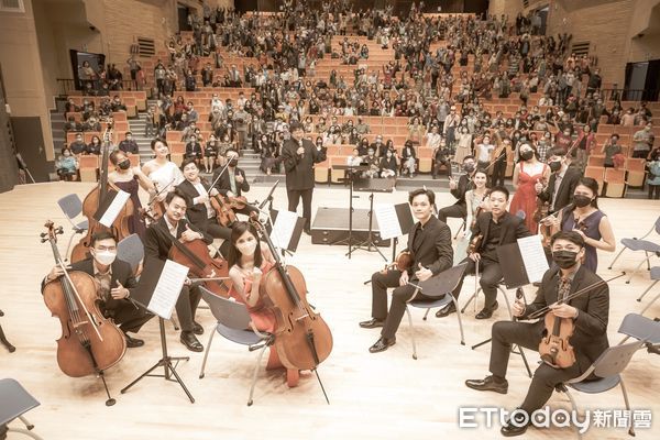 ▲民歌50周年紀念！灣聲樂團將於雲林文化觀光處表演廳共同回顧經典旋律。（圖／記者游瓊華翻攝）