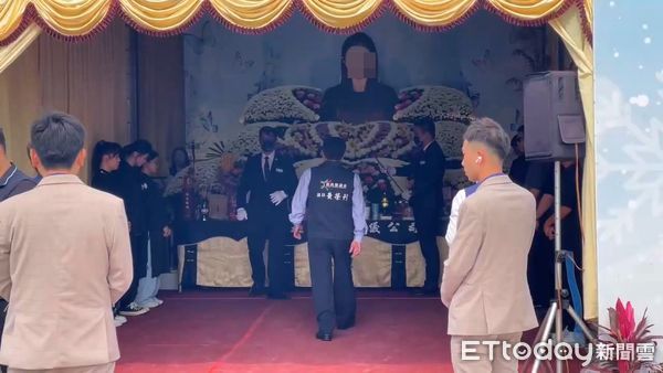 ▲▼ 安哥  安嫂告別式            。（圖／記者翁伊森翻攝）