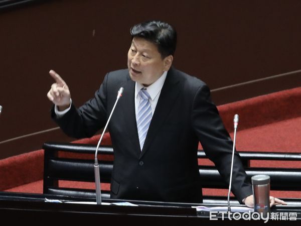 ▲▼傅崐萁  質詢 立法院院會 卓榮泰 針對美國關稅因應 專案報告。（圖／記者屠惠剛攝）