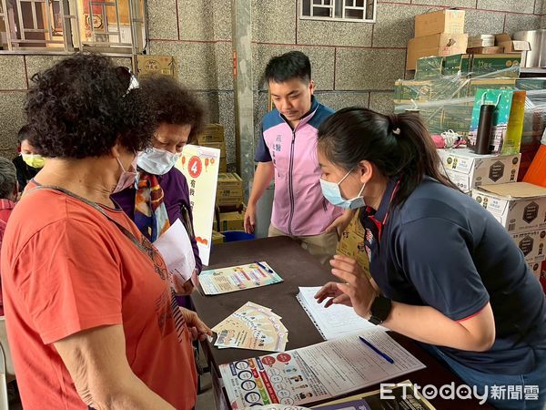 ▲▼    嘉義醫院攜手保安宮舉辦社區義診 守護健康傳遞福氣   。（圖／嘉義醫院提供）